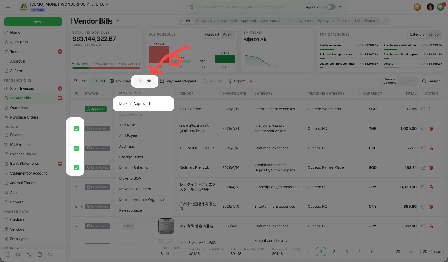 Multiple approvals selected with the batch action bar
